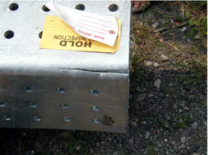 Galvanizing HSS 4 Figure 2B: Examples of corner cracking in square and rectangular HSS, during hot-dip galvanizing