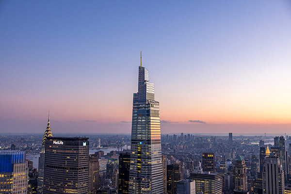 Meeting in the Middle: Understanding the Sales and Engineering Sides of Bolted HSS Column Splices 1 One Vanderbilt using hollow structural sections